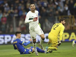Bosnia Vs Portugal: Ronaldo Brace, Selecao das Quinas Berpesta 5-0
