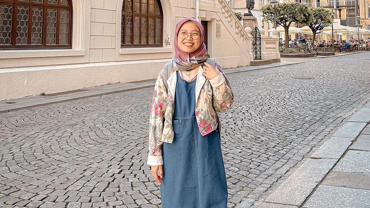 Cynthia Utami Cuan Jualan Nasi Padang di Jerman