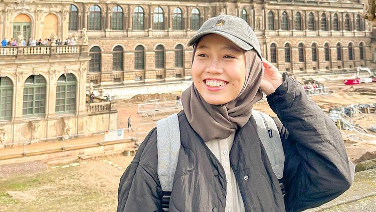 Cynthia Utami Cuan Jualan Nasi Padang di Jerman