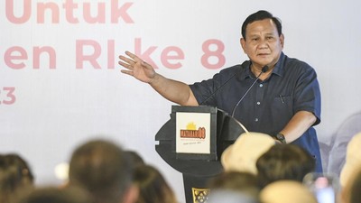 Calon presiden Prabowo Subianto mengatakan selama ini Jepang dibolehkan menjual berbagai barang produksi di Indonesia, tetapi tidak sebaliknya.