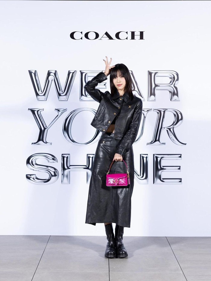 Pada 12 Oktober 2023 lalu, Ryujin ITZY sukses mencuri perhatian dengan pesonanya yang memikat saat menghadiri event Coach./ Foto: instagram.com/itzy.all.in.us