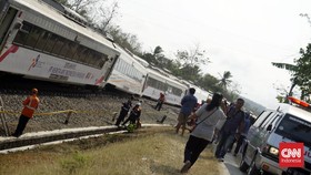 KAI Masih Investigasi Penyebab Kereta Argo Semeru Anjlok