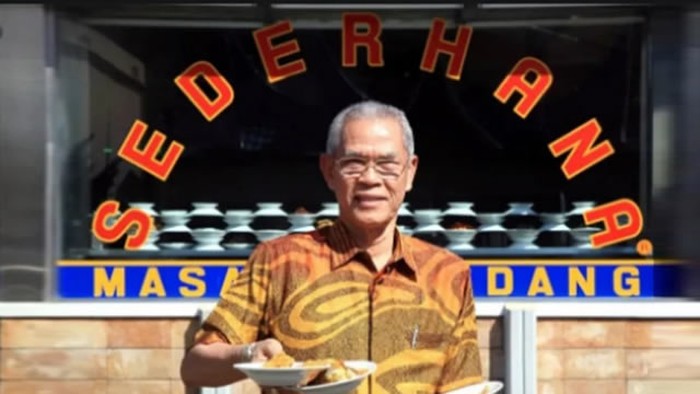Kisah sukses H. Bustamam, pendiri RM Padang Sederhana Kisah sukses H. Bustamam, pendiri RM Padang Sederhana