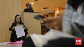 FOTO: Mengais Peruntungan di Bursa Kerja
