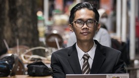 Almas Putra Boyamin Saiman Gugat Denny Indrayana Rp500 M
