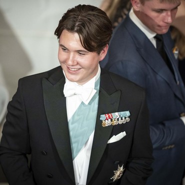 Kisah Anak Raja Denmark Pilih Kerja di Peternakan usai Lulus SMA