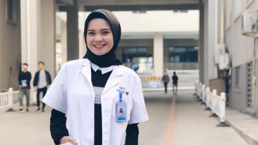 Karina Dinda Lestari Karina Dinda Lestari