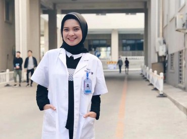 img-title Karina Dinda Tak Jadi Dipolisikan Zina Suami, tapi Tidur Bareng AW sampai 6 Kali