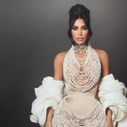 5 Selebritas Cantik yang Ternyata Memiliki Zodiak Libra, Ada Kim Kardashian!