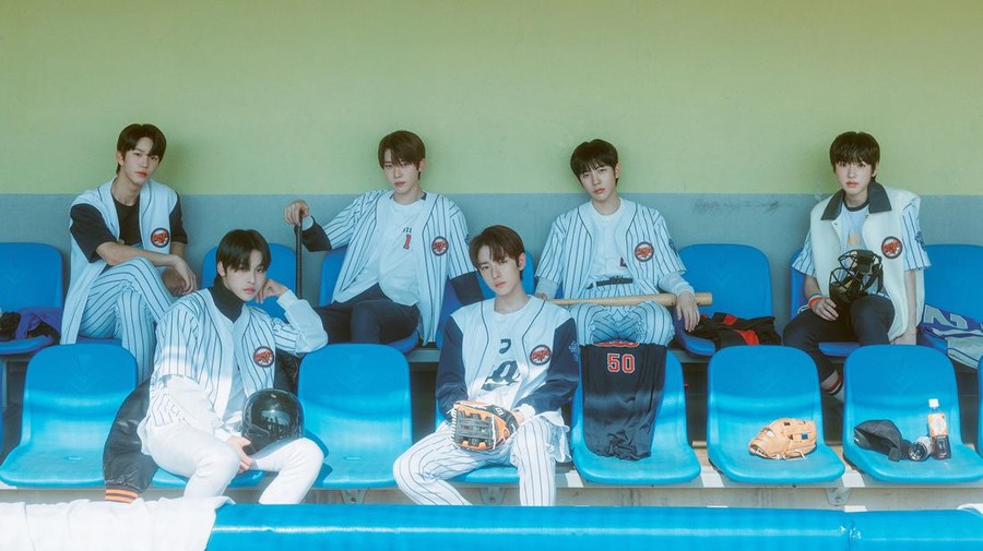 NCT New Team Rilis Teaser Foto untuk Lagu Pre-debut 'Hands Up' NCT New Team Rilis Teaser Foto untuk Lagu Pre-debut 'Hands Up'