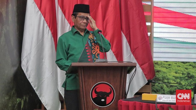 Mahfud Ingatkan Kepala Daerah dari PDIP Tak Tergiur Korupsi Mantan Menko Polhukam Mahfud MD mengingatkan kepala daerah agar waspada terhadap jebakan korupsi. Dia menekankan pentingnya integritas dan transparansi.