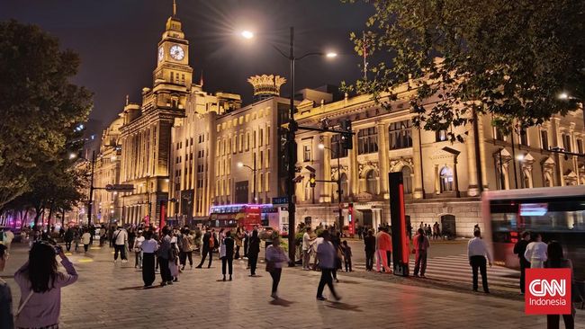 Terkadang, menikmati sebuah kota lebih terasa menarik jika dilakukan di malam hari. Berikut daftar negara teraman untuk berjalan kaki di malam hari.