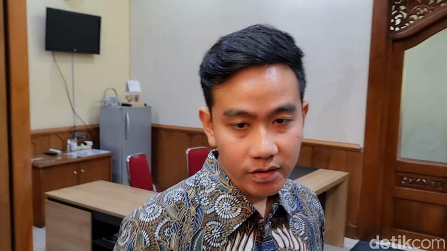 Walikota Solo Gibran Rakabuming Raka di Balai Kota Solo, Rabu (18/10/2023).