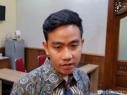 Dapat Dukungan Jadi Cawapres Prabowo, Gibran Pamit dari PDIP?