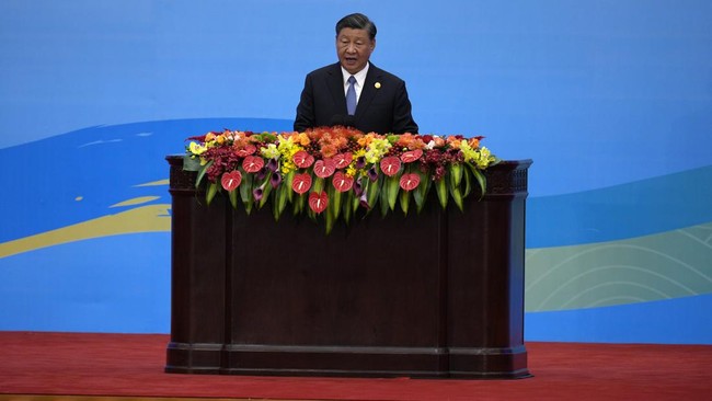Presiden Xi Jinping menyatakan China menentang sanksi unilateral dan pemaksaan ekonomi, saat membuka KTT OBOR pada Rabu (18/10).
