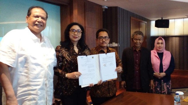 CT ARSA melakukan penandatanganan kerja sama dengan Pemprov Sulawesi Tengah untuk membangun RS di Palu yang diperuntukkan bagi masyarakat kurang mampu.