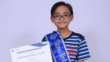 CERITA DELIANG SELAMA SEKOLAH DI INDONESIA