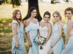 5 Tren Dress Bridesmaid, Bisa Jadi Inspirasi Pengiring Pengantin