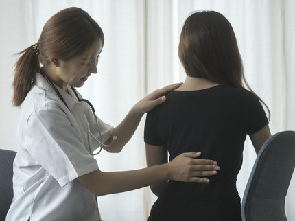 7 Kebiasaan yang Bisa Picu Risiko Osteoporosis di Usia Muda, Sepele tapi Sering Dilakukan Bun