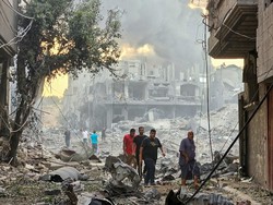 Serangan Udara Israel Hantam Masjid di Gaza, 8 Orang Terkubur Reruntuhan