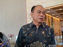 Menkominfo: Starlink Harus Diatur Terkait Judi Online-Pornografi
