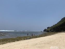 Tragedi di Pantai Nyang-Nyang: Turis China Terseret Arus