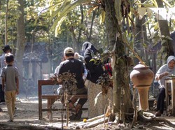 Pasar Wit-witan Banyuwangi, Wisata Kuliner di Bawah Pohon Ala Tempo Dulu