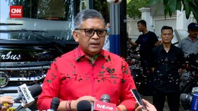 VIDEO: Hasto Sindir AMIN Tak Disiplin Waktu Daftar Ke KPU