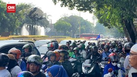 VIDEO: Macet di Sekitar KPU Jelang Anies-Cak Imin Daftar Pilpres