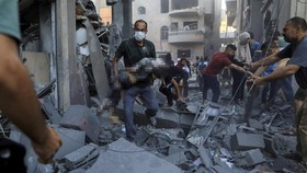 Deret Bangunan Sipil di Gaza Selatan yang Dibom Israel secara Brutal
