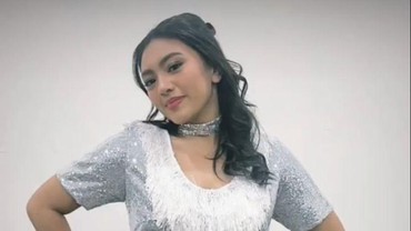 Alasan Alleia Tetap Antre Beli Tiket Konser NOAH meski Sudah Dimarahi Ariel