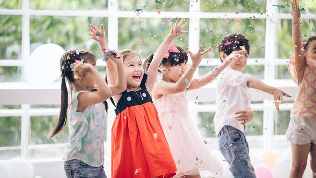 Bolehkah Membiarkan Anak Main dengan Lawan Jenis Sejak Kecil?