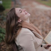 7 Ciri Kepribadian ISFJ, Si Paling Loyal dan Cinta Damai!