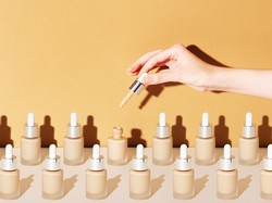 6 Perbedaan Skin Tint dengan Foundation, Mana yang Lebih Cocok buat Kulitmu?