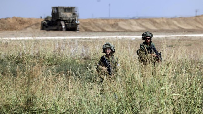 AS disebut menekan Israel agar menunda invasi darat di Gaza agar bisa menyelamatkan ratusan sandera yang diduga masih ditahan Hamas.