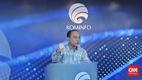 Menkominfo Klaim Revisi UU ITE Buat Setop Barbarian di Ruang Digital