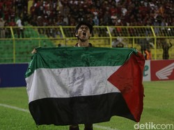 Rizky Eka PSM Sangat Emosional Selebrasikan Bendera Palestina: Kami Prihatin
