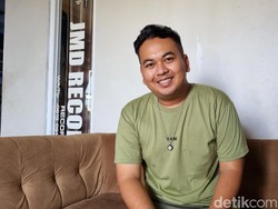 Pengarang Rungkad Siapkan Album, Bakal Gandeng Happy Asmara-Atta Halilintar