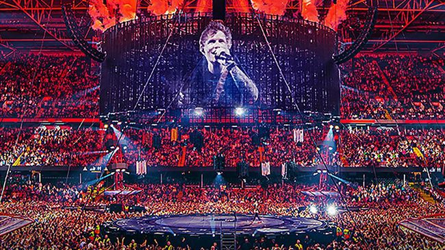 Berikut daftar harga tiket konser Ed Sheeran, Mathematics Tour, di SUGBK, Jakarta, Indonesia. Tiket konser dijual mulai 30 Oktober.