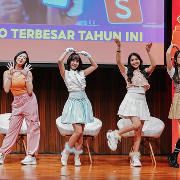 Kemeriahan Shopee 11.11 Big Sale bersama JKT48, Shopee Dorong Transformasi Bisnis Brand Lokal & UMKM