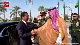 VIDEO: Momen Pertemuan Jokowi-MbS di Istana Al-Yamamah Arab Saudi