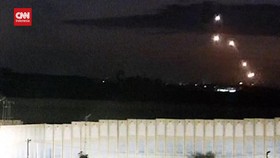 VIDEO: Penampakan Puluhan Rudal Israel Ditembak ke Gaza