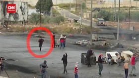 VIDEO: Detik-detik Pria Palestina Tertembak Israel di Tepi Barat