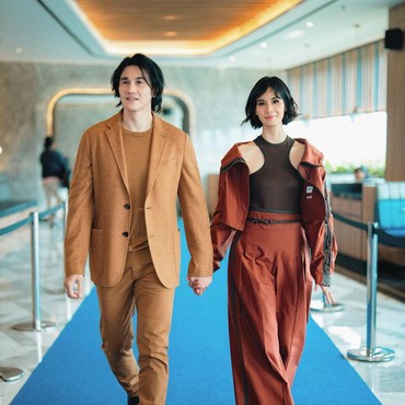 3 Cara Vino G Bastian Jaga Keharmonisan Rumah Tangga Bersama Marsha Timothy