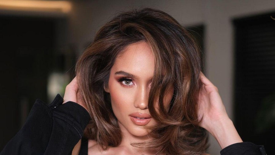 Cinta Laura