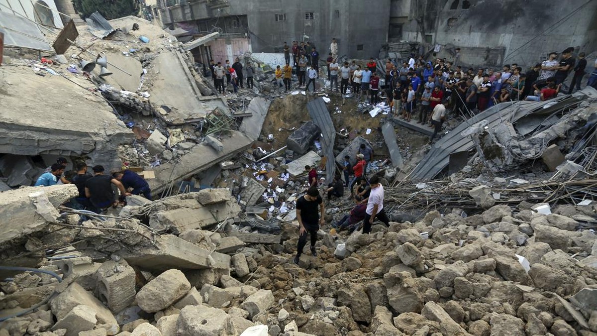 FOTO: Duka Palestina Usai Bom Israel Hantam Gereja di Gaza