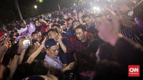 Relawan Sambut Meriah Gibran: Prabowo Dihormati, Gibran di Hati