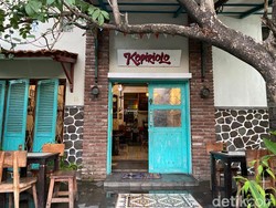 Menjajal Nuansa Ngopi Bergaya Klasik di Makassar