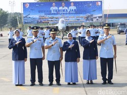 Sertijab Danlanud Iswahjudi di Depan Gagahnya Pesawat Tempur