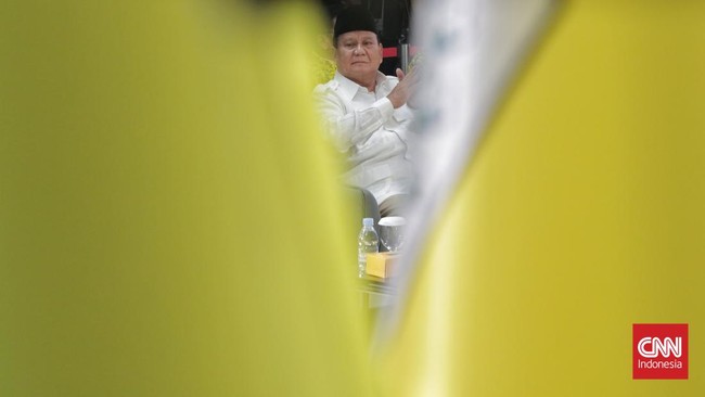 Ketua Umum Partai Golkar Airlangga menyinggung ambisi partainya mendapat jatah lima kursi di kabinet Prabowo-Gibran.